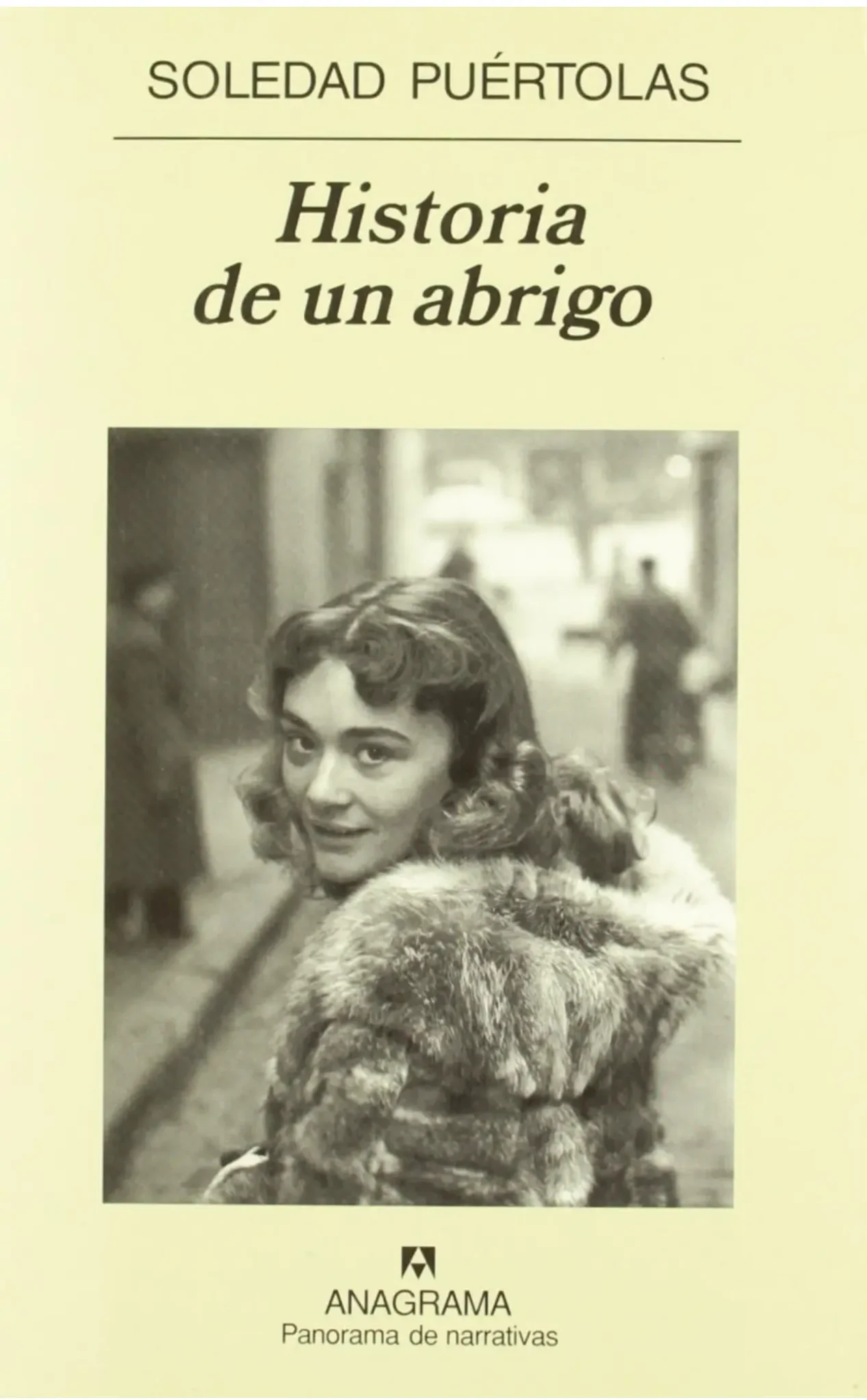 Soledad Puértolas historia de un abrigo
