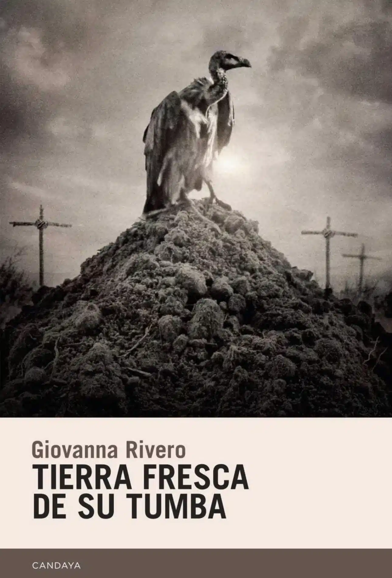 Giovanna Rivero tierra fresca de su tumba